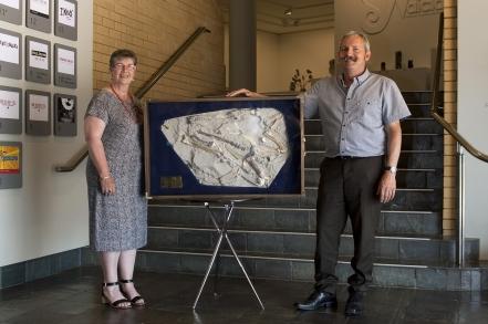 Penguin Replica Handover